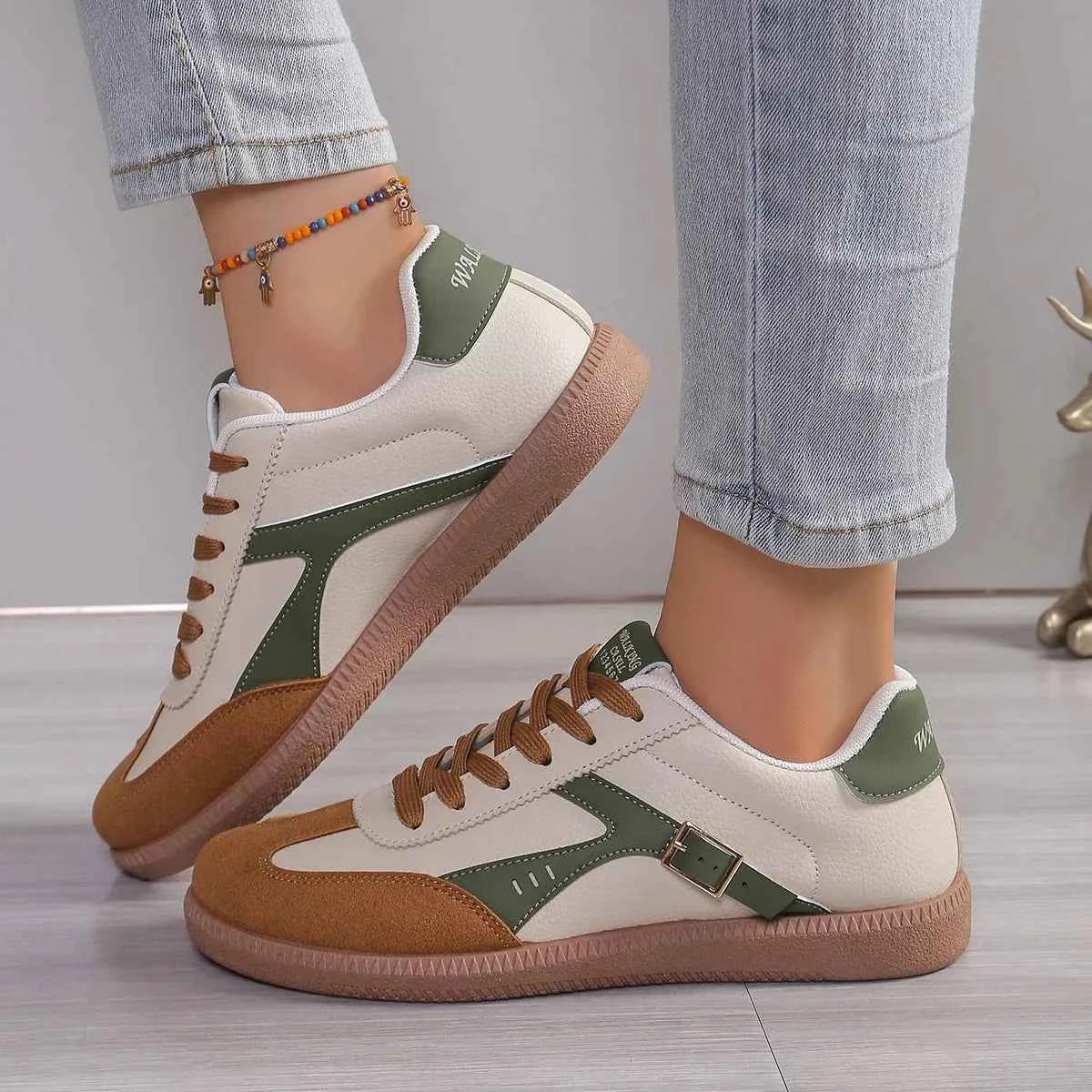 Riverside Retro Street-Style Sneaker