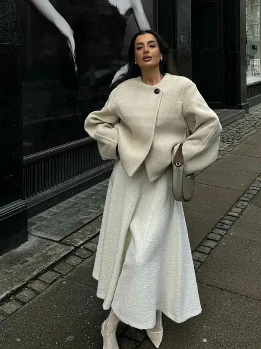 Eleganter lässiger mit Rundkragen und lockerer Passform – Bild 8