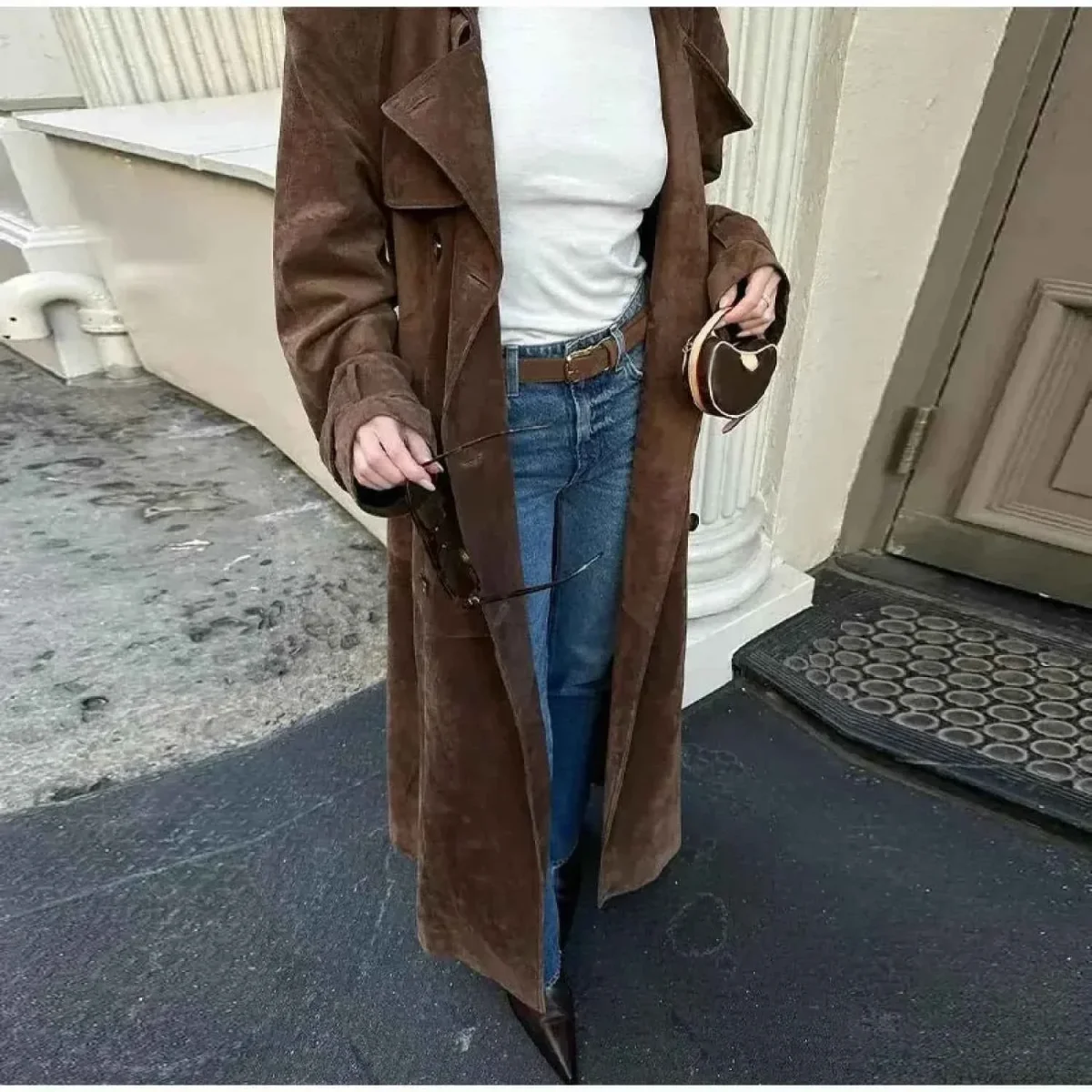 Eleganter imitierter Ledermantel mit Revers und Doppelknopfverschluss – Bild 9