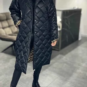 Kendall gequilteter Mantel in mittlerer Länge mit Leopard-Print-Futter