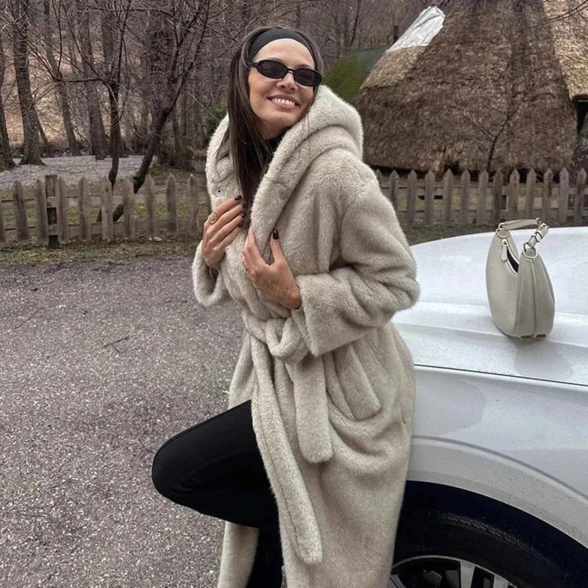 Chic Neo-Minz-Gürtelüberhang mit Pelzfutter für einen luxuriösen Winter-Look – Bild 3