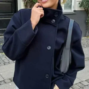 Lässige kurze Woll overcoat mit elegantem Reversdesign