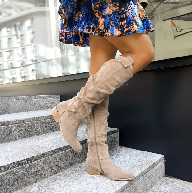 Modische Damenschuhe – Hochfront-Stiefeletten für den Alltag